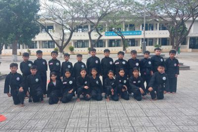 Sinh hoạt câu lạc bộ võ cổ truyền tại trường Tiểu học Đức Lợi